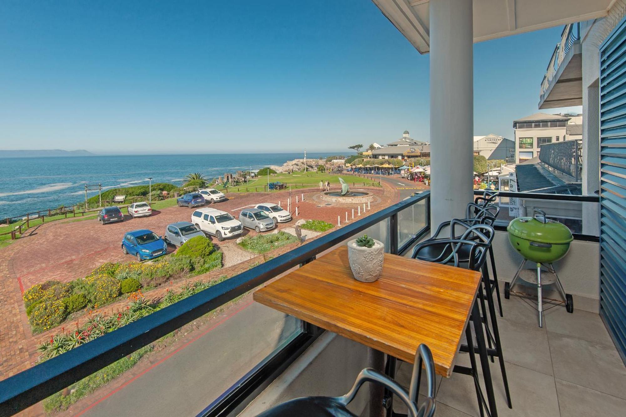 Walker Bay Luxury Seafront Apartment ヘルマナス エクステリア 写真