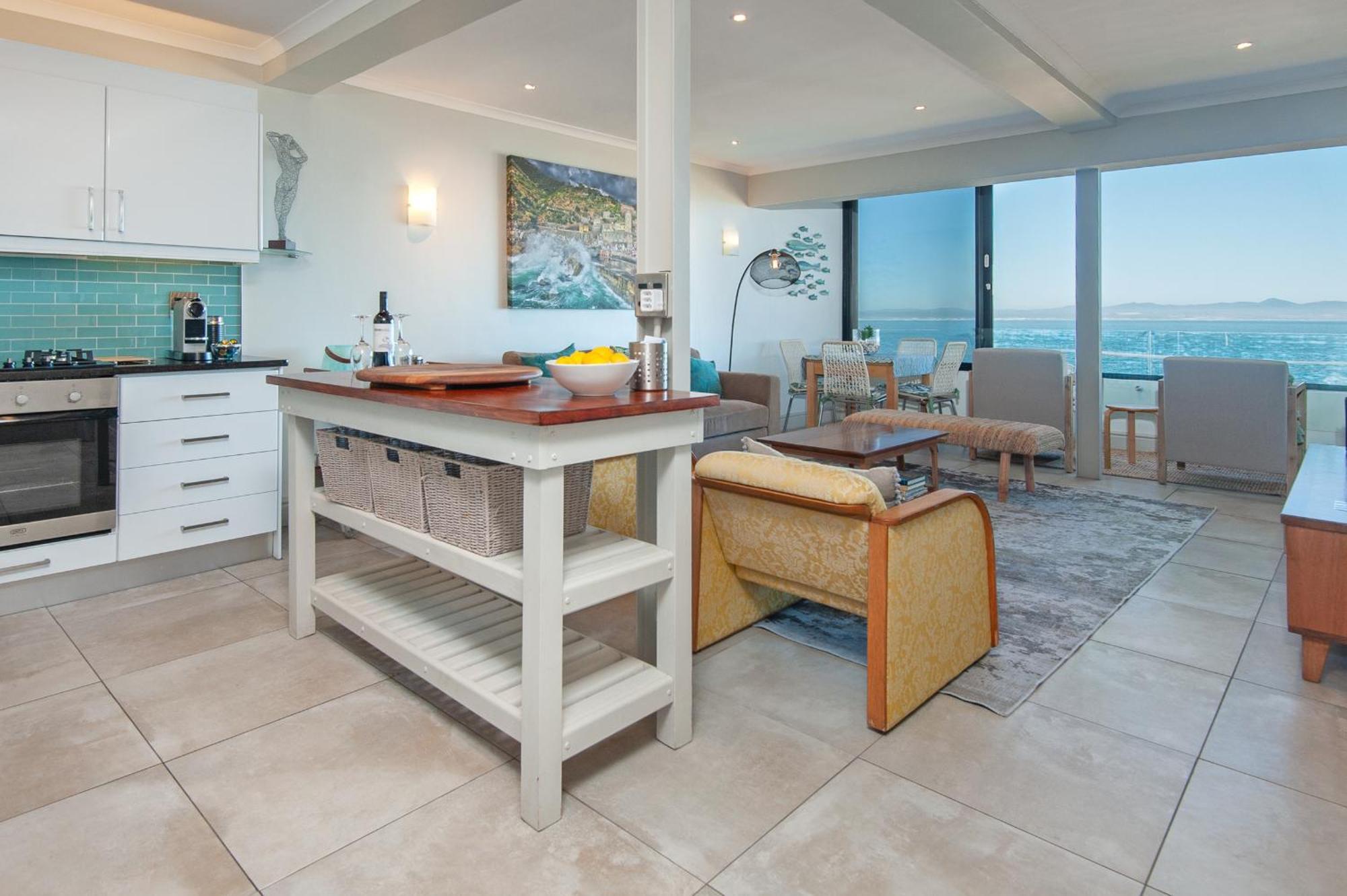 Walker Bay Luxury Seafront Apartment ヘルマナス エクステリア 写真